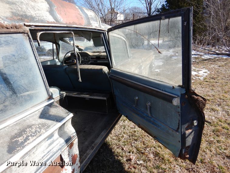 image for item DF0036 1960 Pontiac Bonneville  ambulance