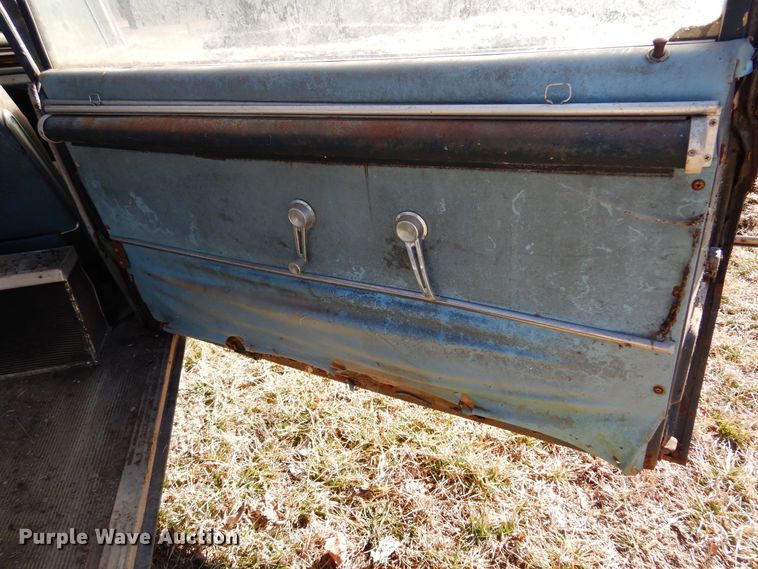 image for item DF0036 1960 Pontiac Bonneville  ambulance