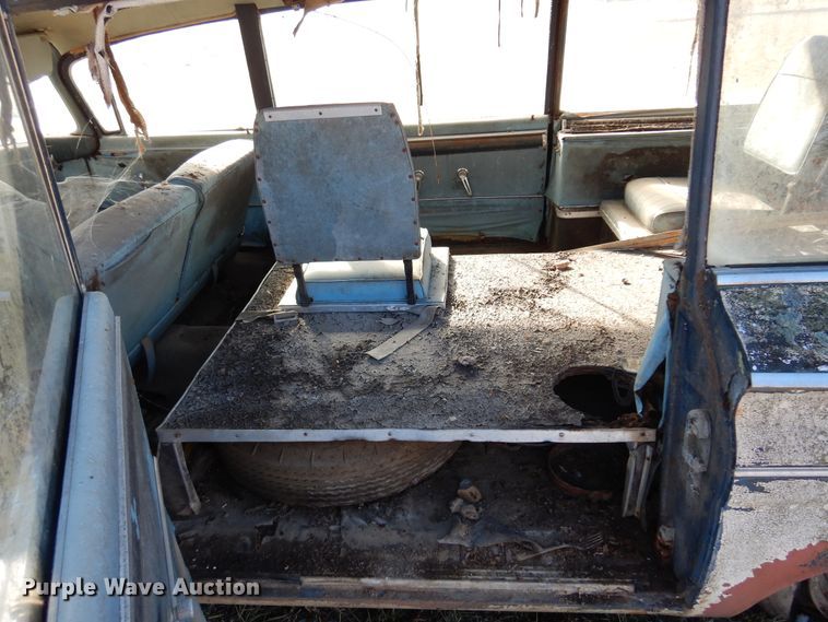 image for item DF0036 1960 Pontiac Bonneville  ambulance