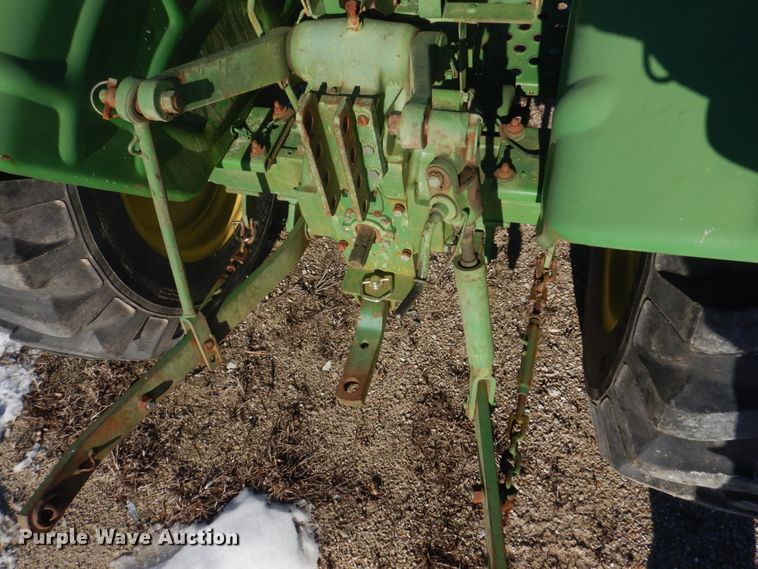 image for item DH8174 John Deere 850  tractor