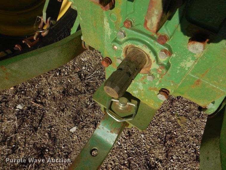 image for item DH8174 John Deere 850  tractor