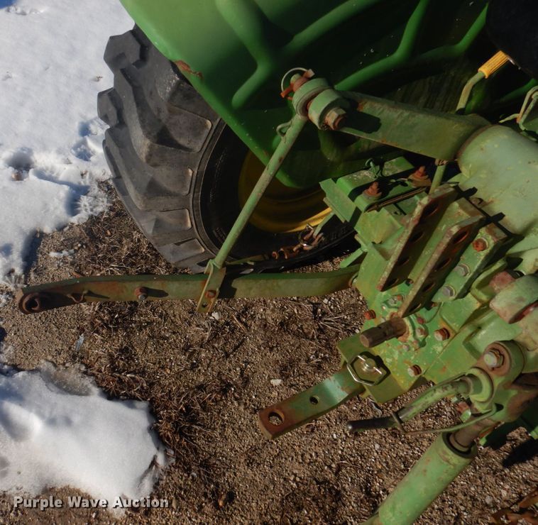 image for item DH8174 John Deere 850  tractor