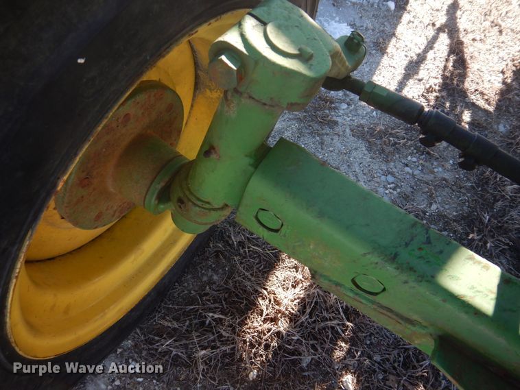 image for item DH8174 John Deere 850  tractor