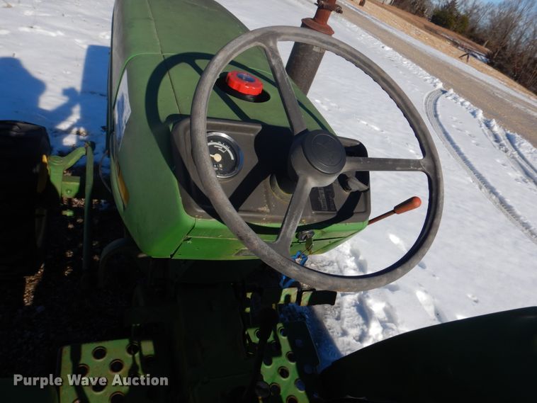 image for item DH8174 John Deere 850  tractor