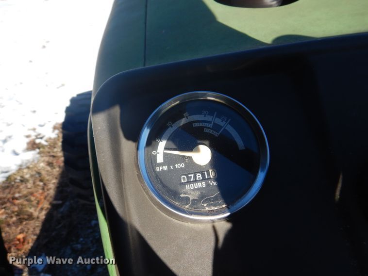 image for item DH8174 John Deere 850  tractor