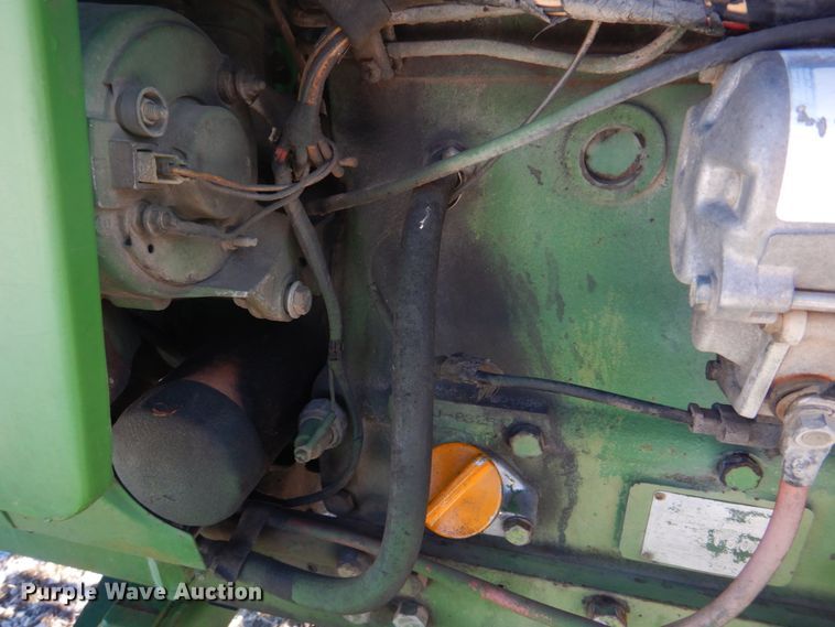 image for item DH8174 John Deere 850  tractor