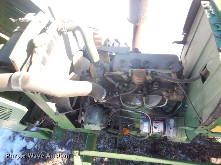 image for item DH8174 John Deere 850  tractor