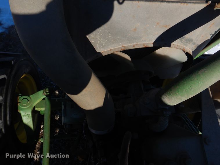 image for item DH8174 John Deere 850  tractor