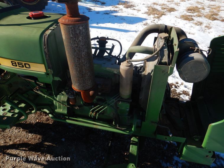 image for item DH8174 John Deere 850  tractor