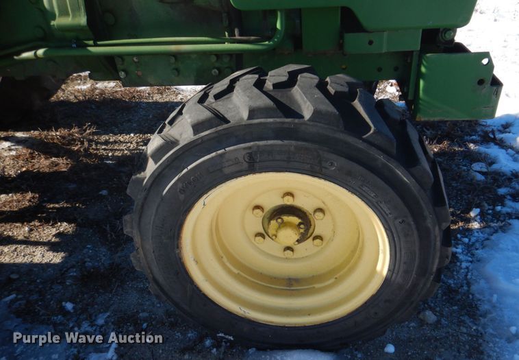 image for item DH8174 John Deere 850  tractor