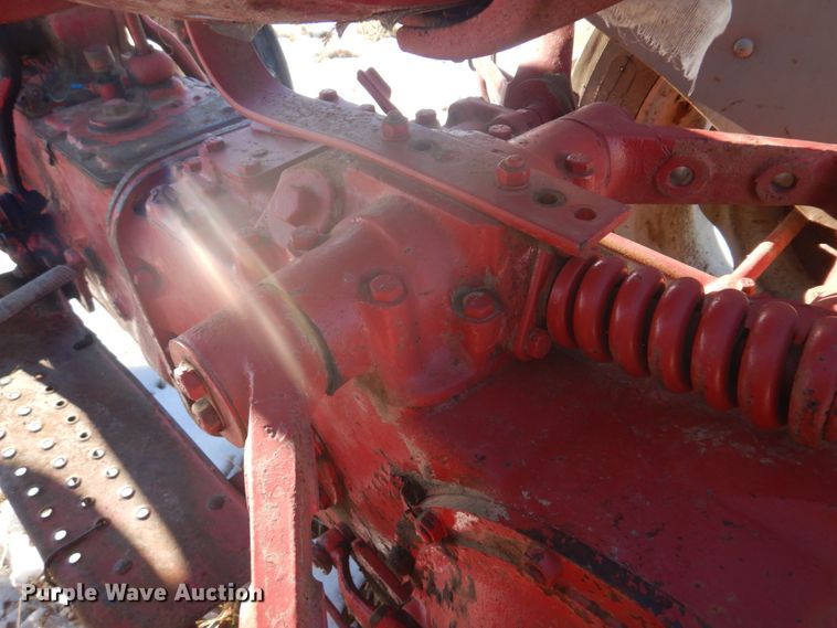 image for item DH8187 1955 Ford 600  tractor