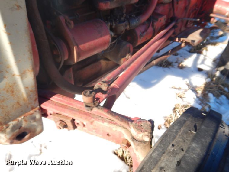 image for item DH8187 1955 Ford 600  tractor