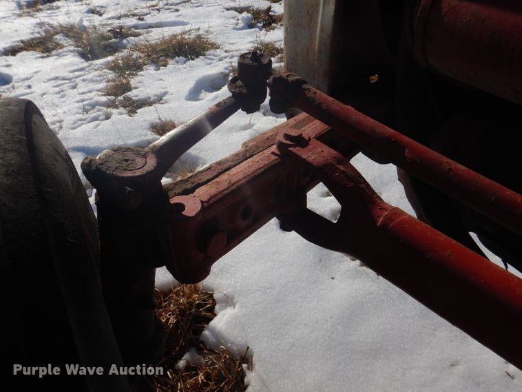 image for item DH8187 1955 Ford 600  tractor