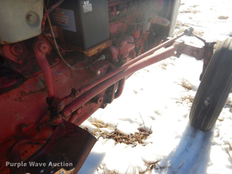 image for item DH8187 1955 Ford 600  tractor
