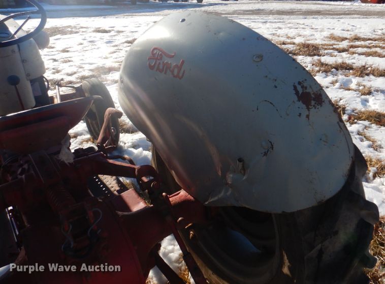 image for item DH8187 1955 Ford 600  tractor