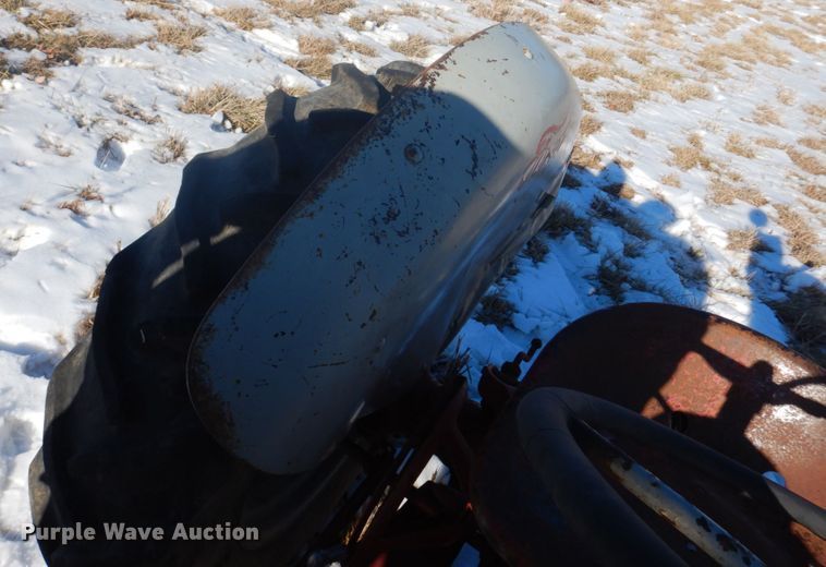 image for item DH8187 1955 Ford 600  tractor