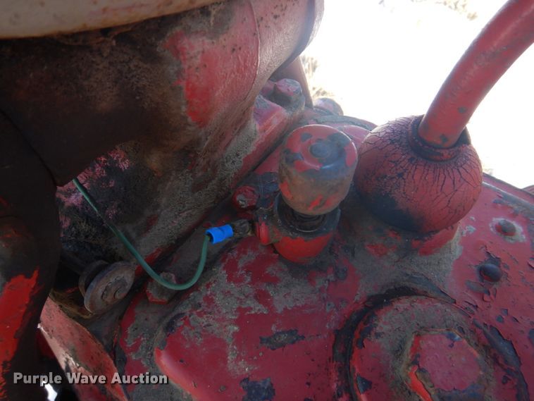 image for item DH8187 1955 Ford 600  tractor