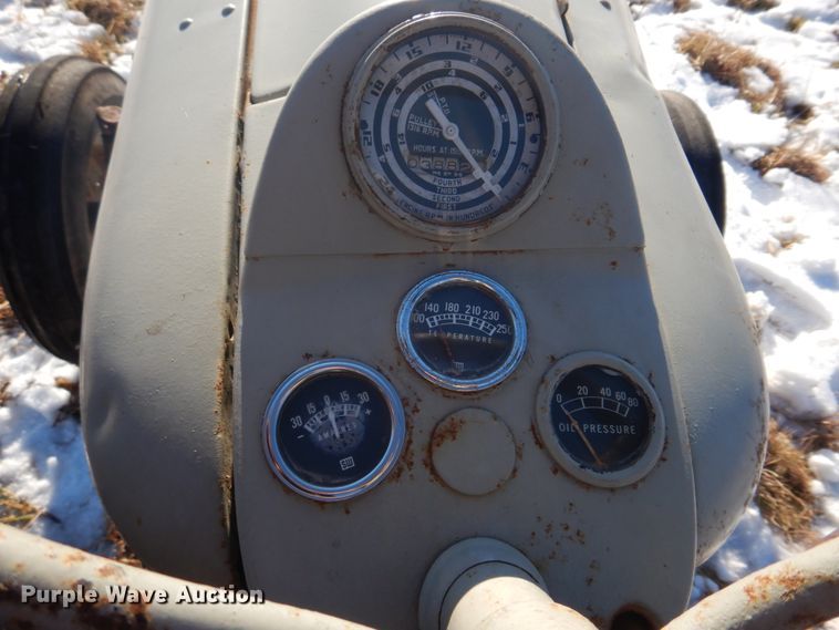 image for item DH8187 1955 Ford 600  tractor