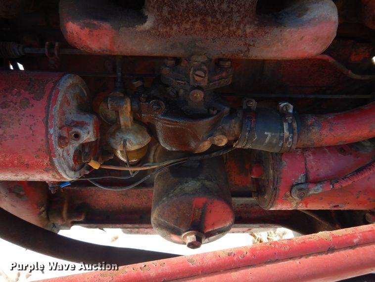 image for item DH8187 1955 Ford 600  tractor