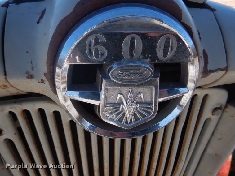 image for item DH8187 1955 Ford 600  tractor