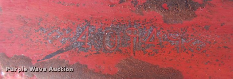 image for item DH8187 1955 Ford 600  tractor