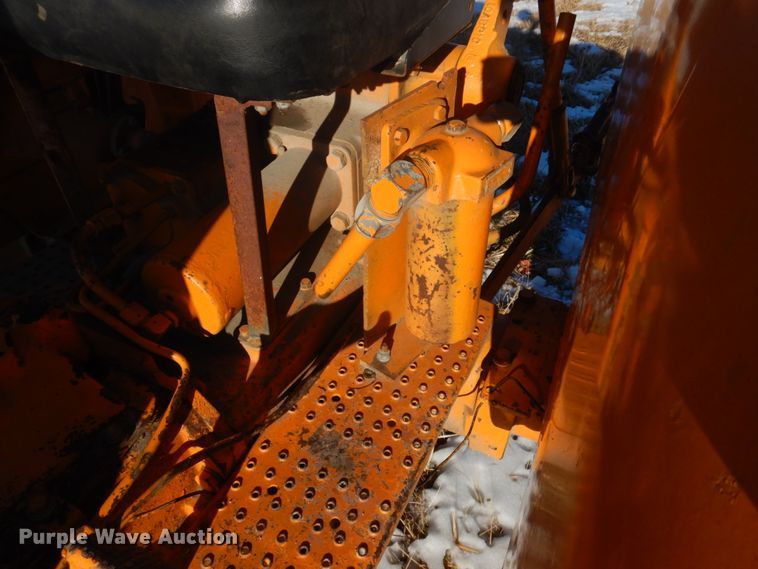 image for item DH8188 1957 Minneapolis Moline 445  tractor