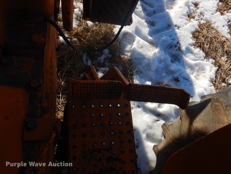 image for item DH8188 1957 Minneapolis Moline 445  tractor