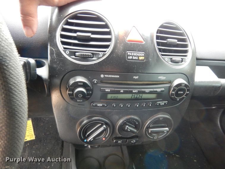 image for item DI8643 2007 Volkswagen New Beetle