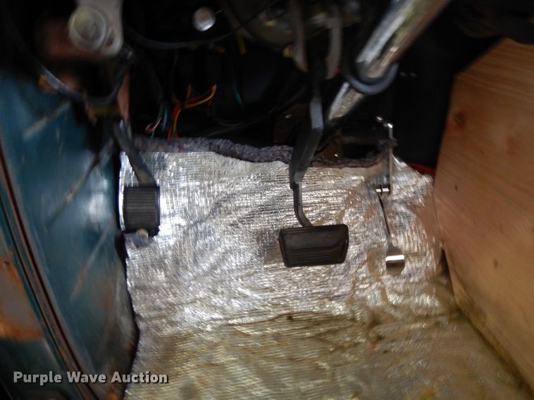 image for item DI8645 1952 Chevrolet  pickup truck