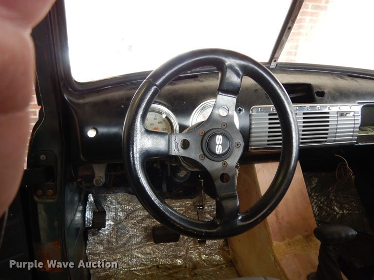 image for item DI8645 1952 Chevrolet  pickup truck