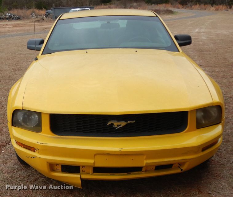 image for item DI8647 2005 Ford Mustang