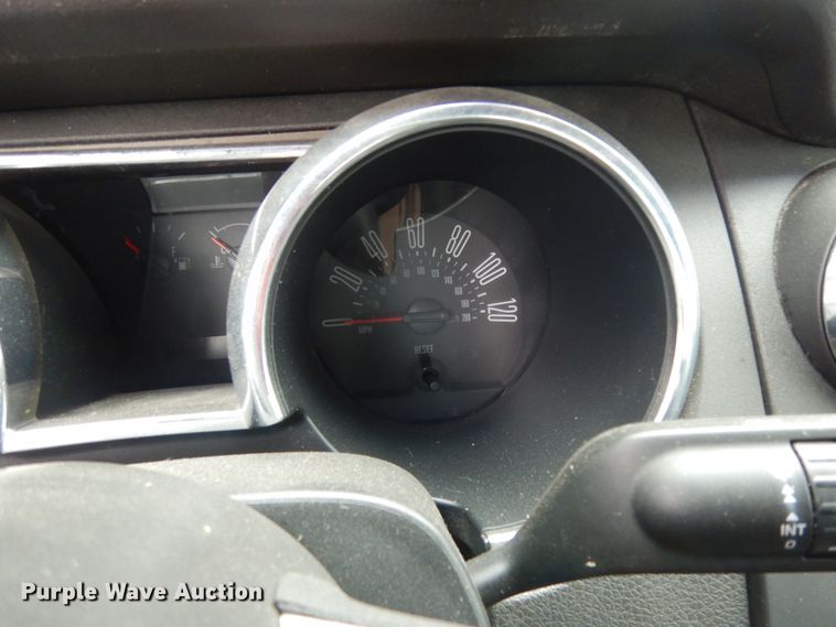 image for item DI8647 2005 Ford Mustang