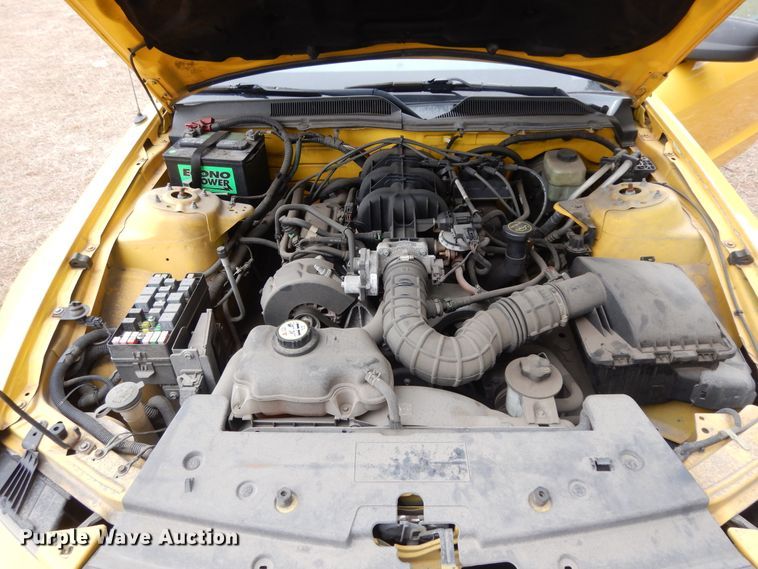 image for item DI8647 2005 Ford Mustang