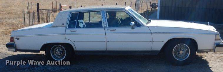 image for item DJ1265 1984 Buick Electra Park Avenue