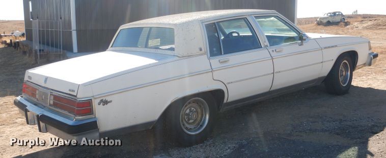 image for item DJ1265 1984 Buick Electra Park Avenue