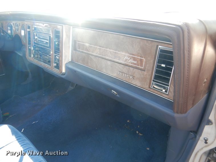 image for item DJ1265 1984 Buick Electra Park Avenue
