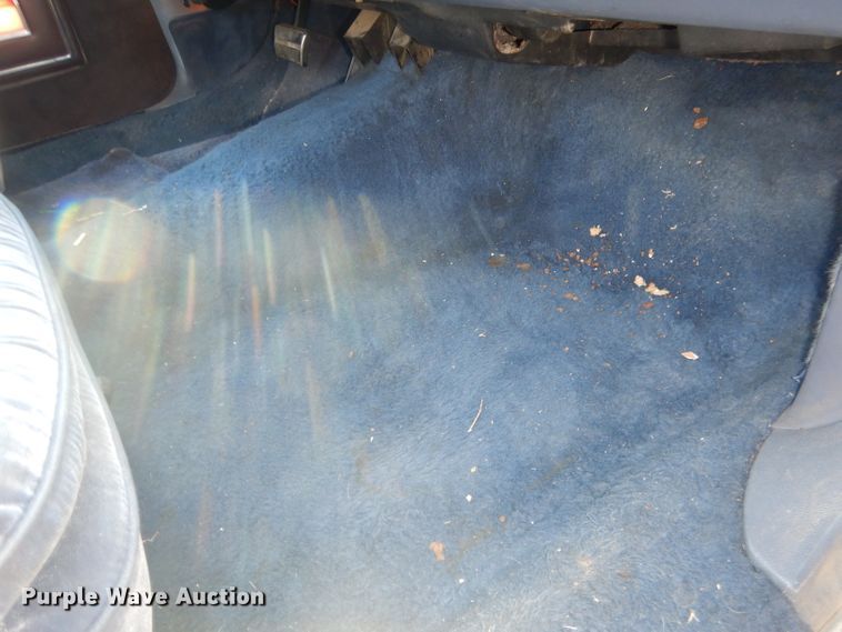 image for item DJ1265 1984 Buick Electra Park Avenue
