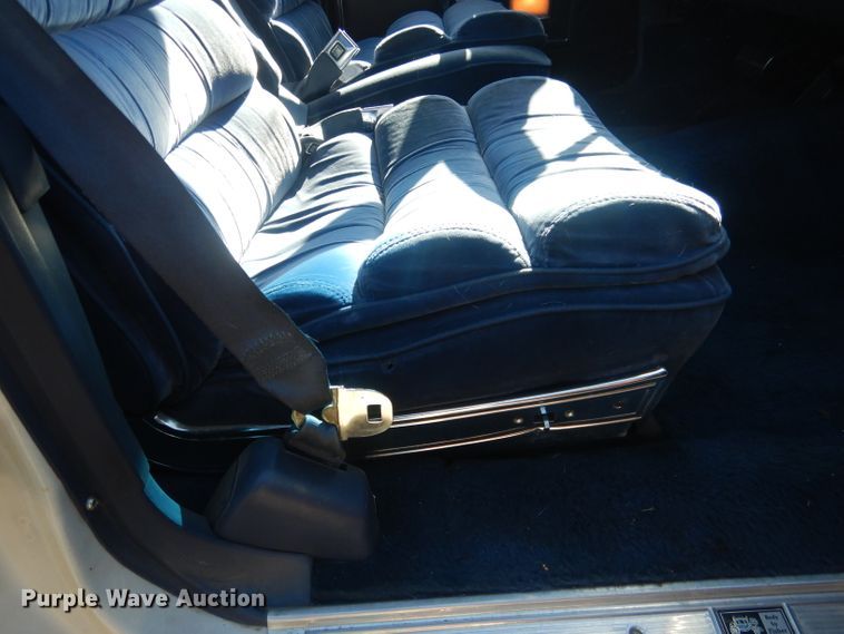 image for item DJ1265 1984 Buick Electra Park Avenue