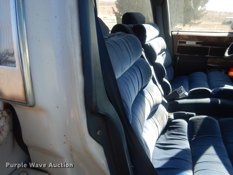 image for item DJ1265 1984 Buick Electra Park Avenue