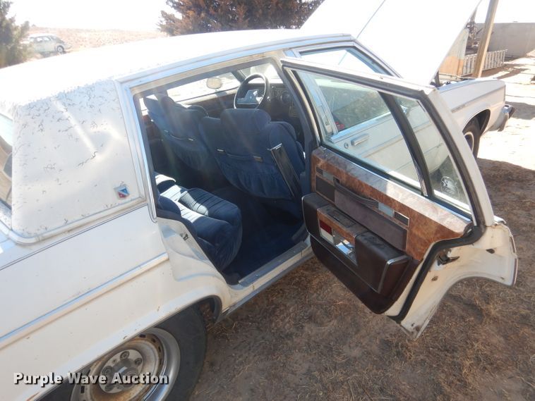 image for item DJ1265 1984 Buick Electra Park Avenue