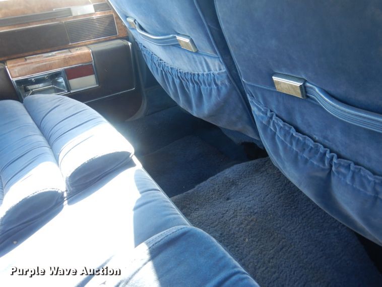 image for item DJ1265 1984 Buick Electra Park Avenue