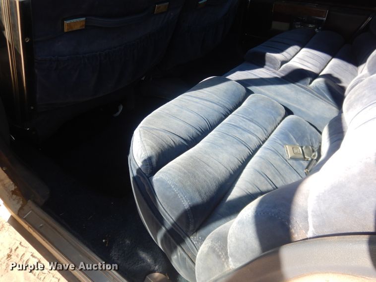 image for item DJ1265 1984 Buick Electra Park Avenue