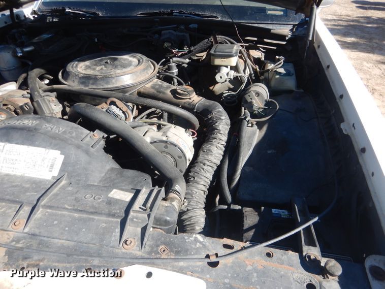 image for item DJ1265 1984 Buick Electra Park Avenue