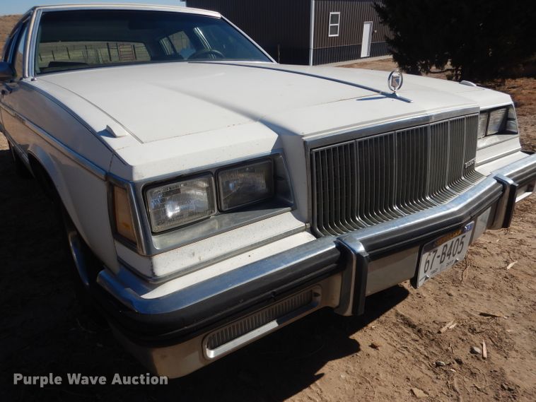 image for item DJ1265 1984 Buick Electra Park Avenue