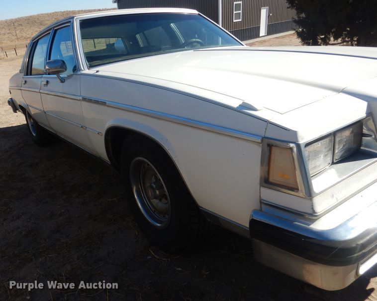 image for item DJ1265 1984 Buick Electra Park Avenue
