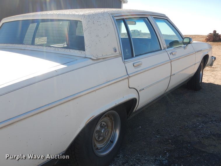 image for item DJ1265 1984 Buick Electra Park Avenue
