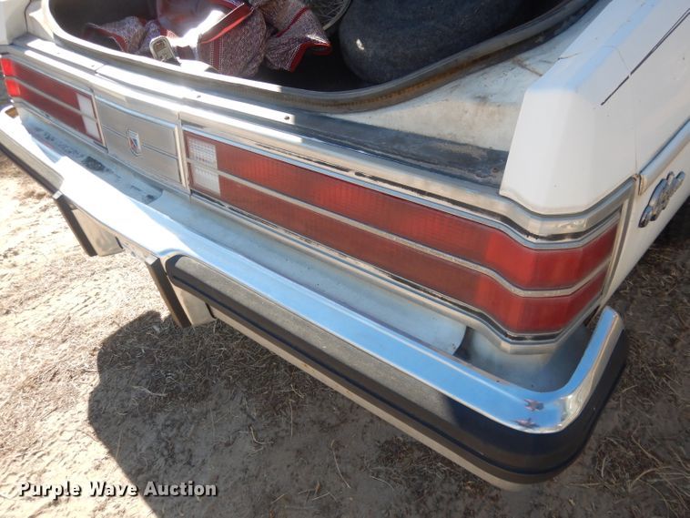 image for item DJ1265 1984 Buick Electra Park Avenue