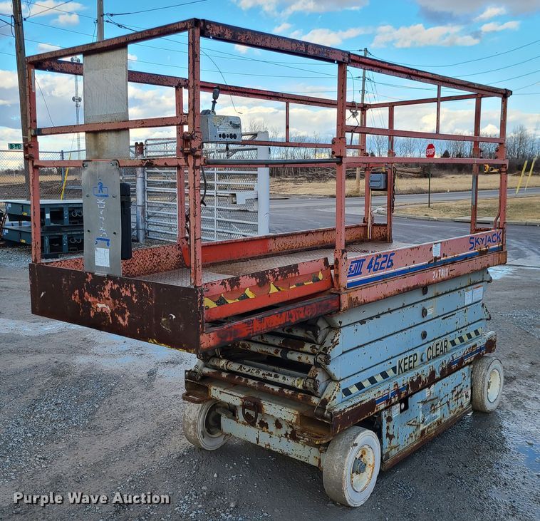 image for item DJ1720 Skyjack SJIII 4626  scissor lift