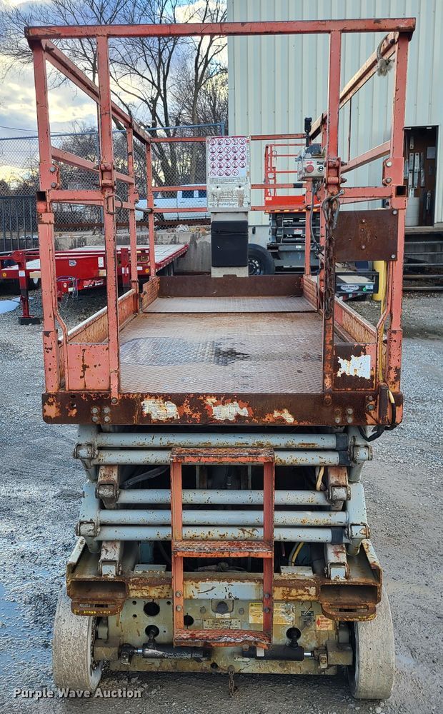 image for item DJ1720 Skyjack SJIII 4626  scissor lift