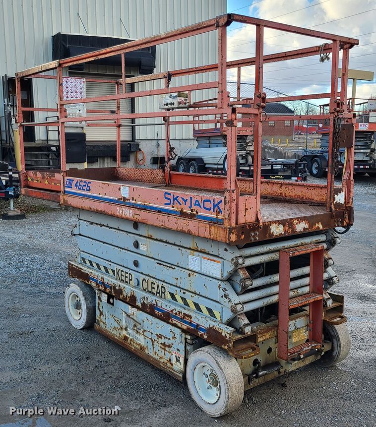image for item DJ1720 Skyjack SJIII 4626  scissor lift